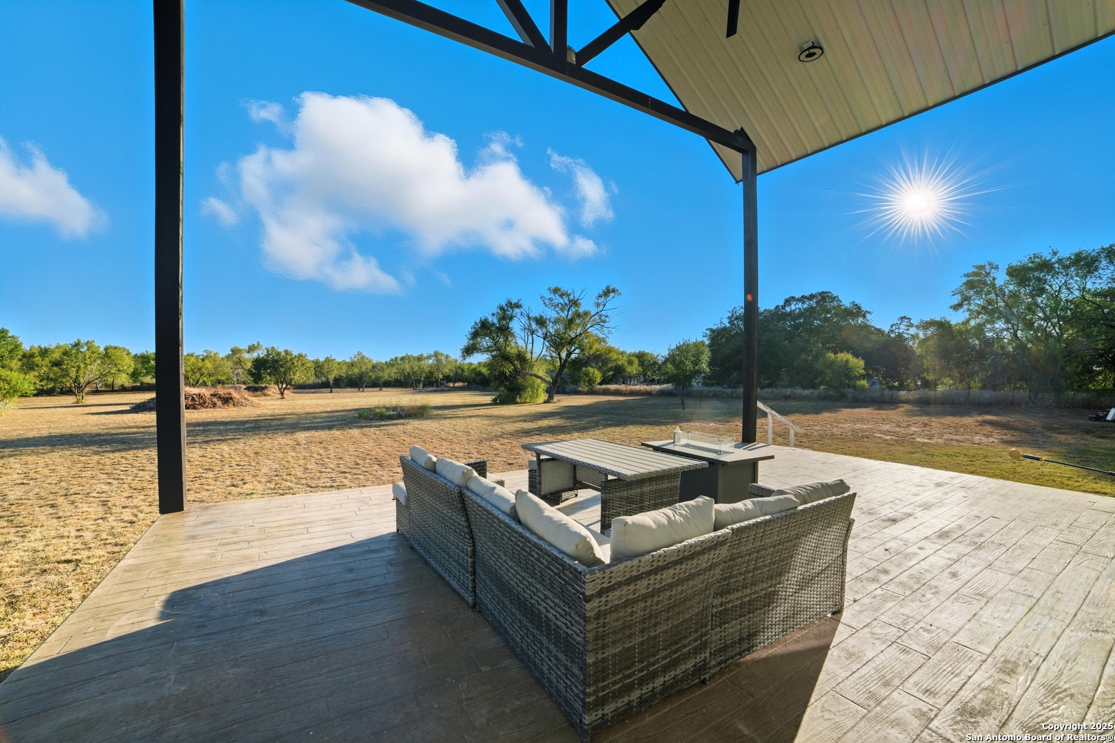 main property photo 35