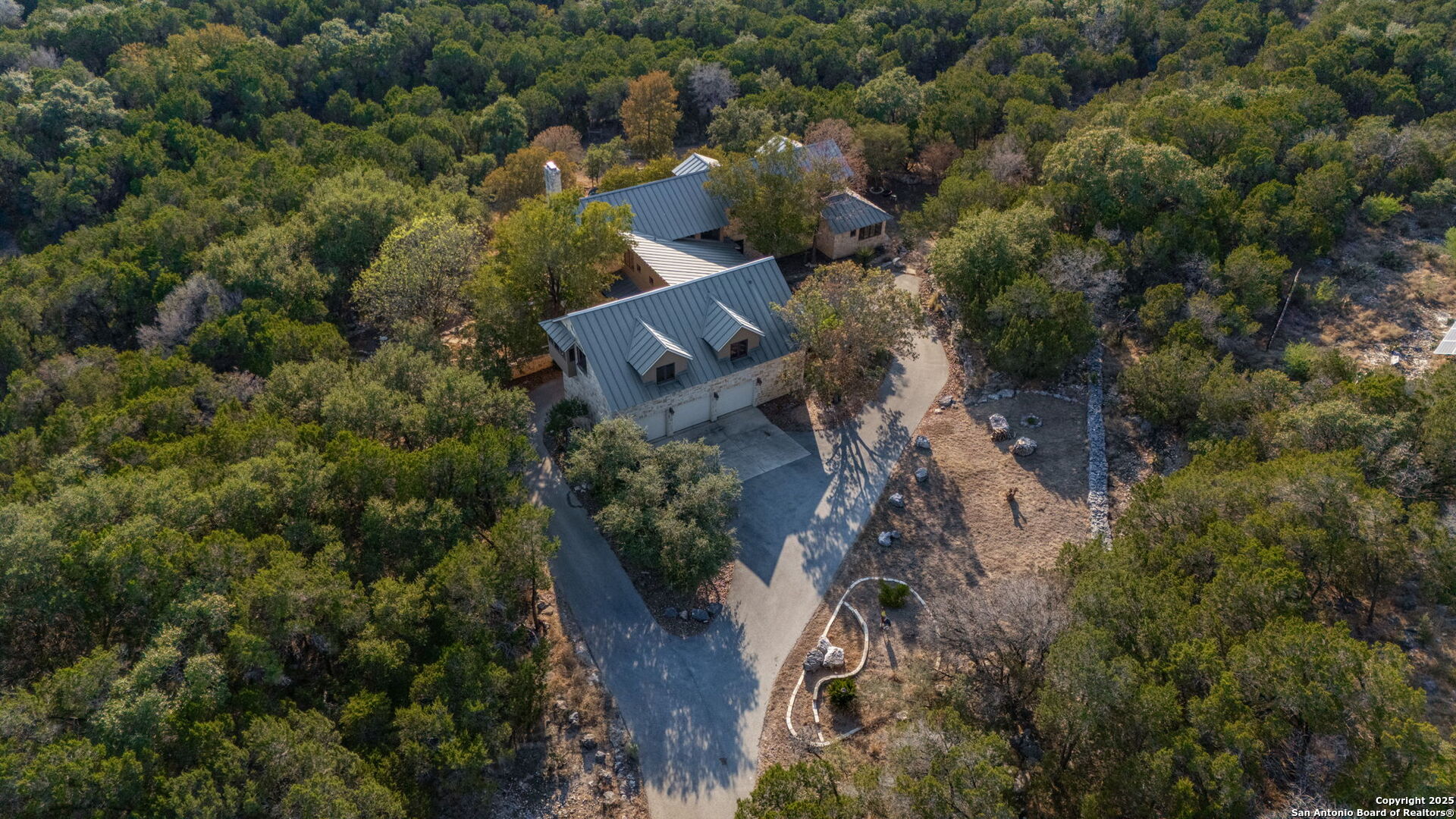 main property photo 45