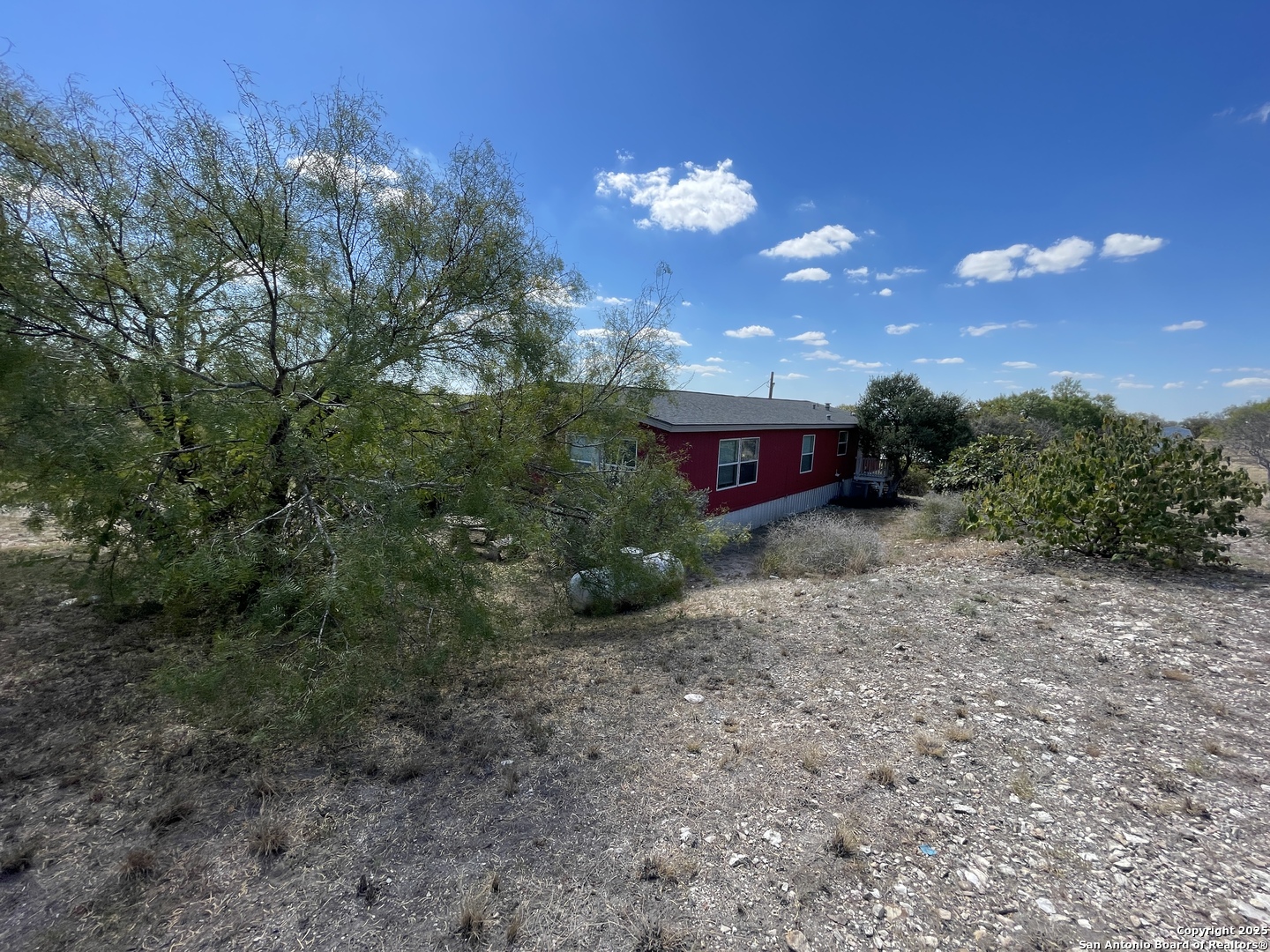main property photo 23