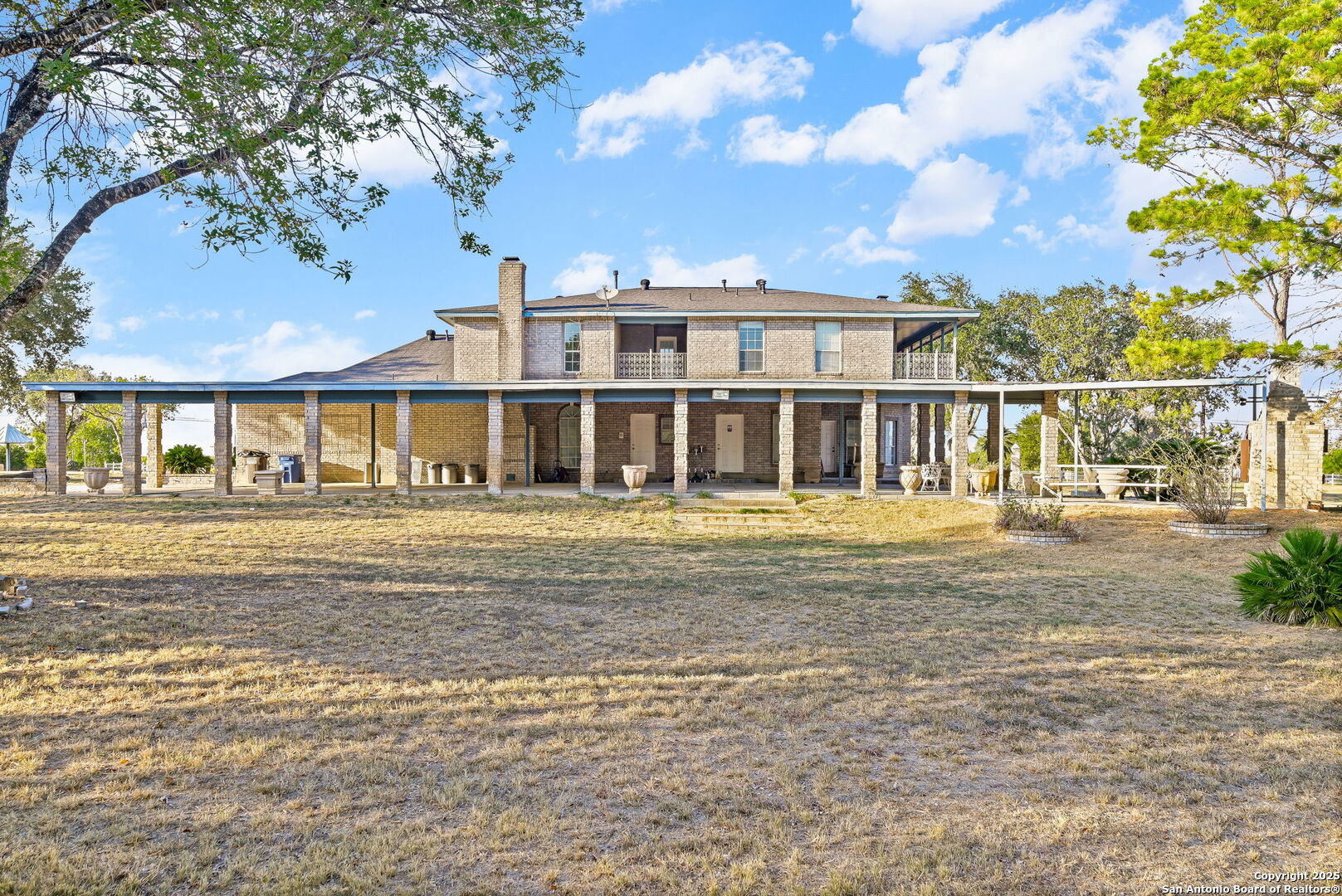 main property photo 35