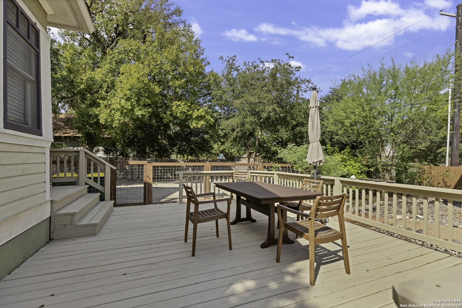 main property photo 31