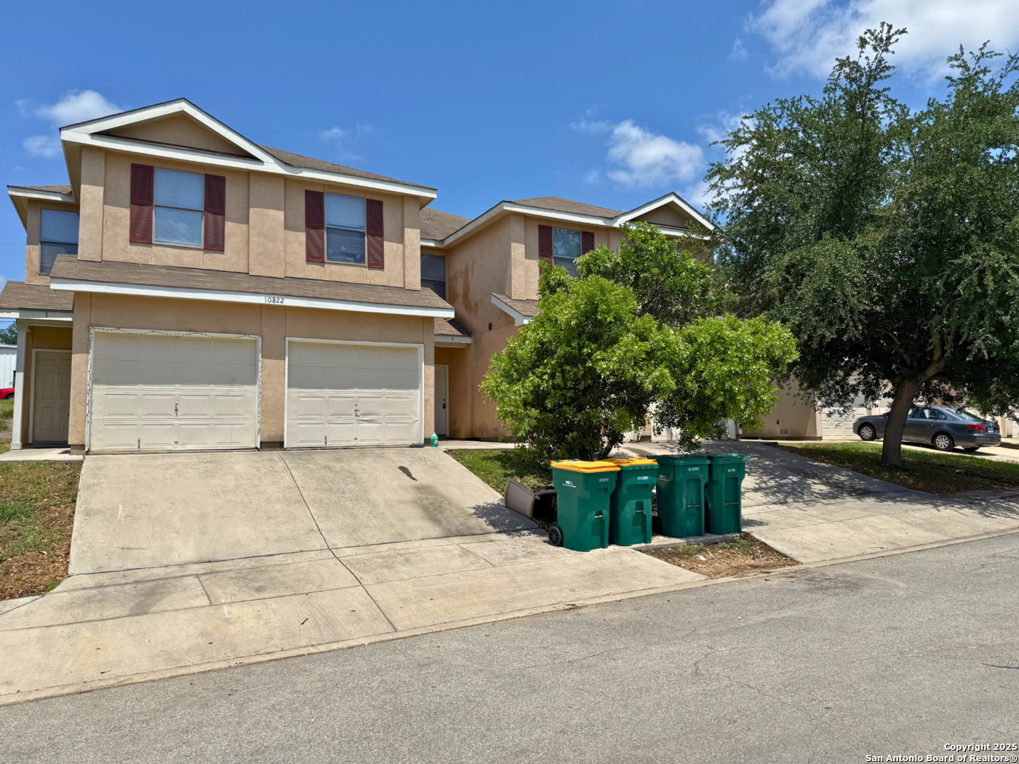 property viewer photo 1