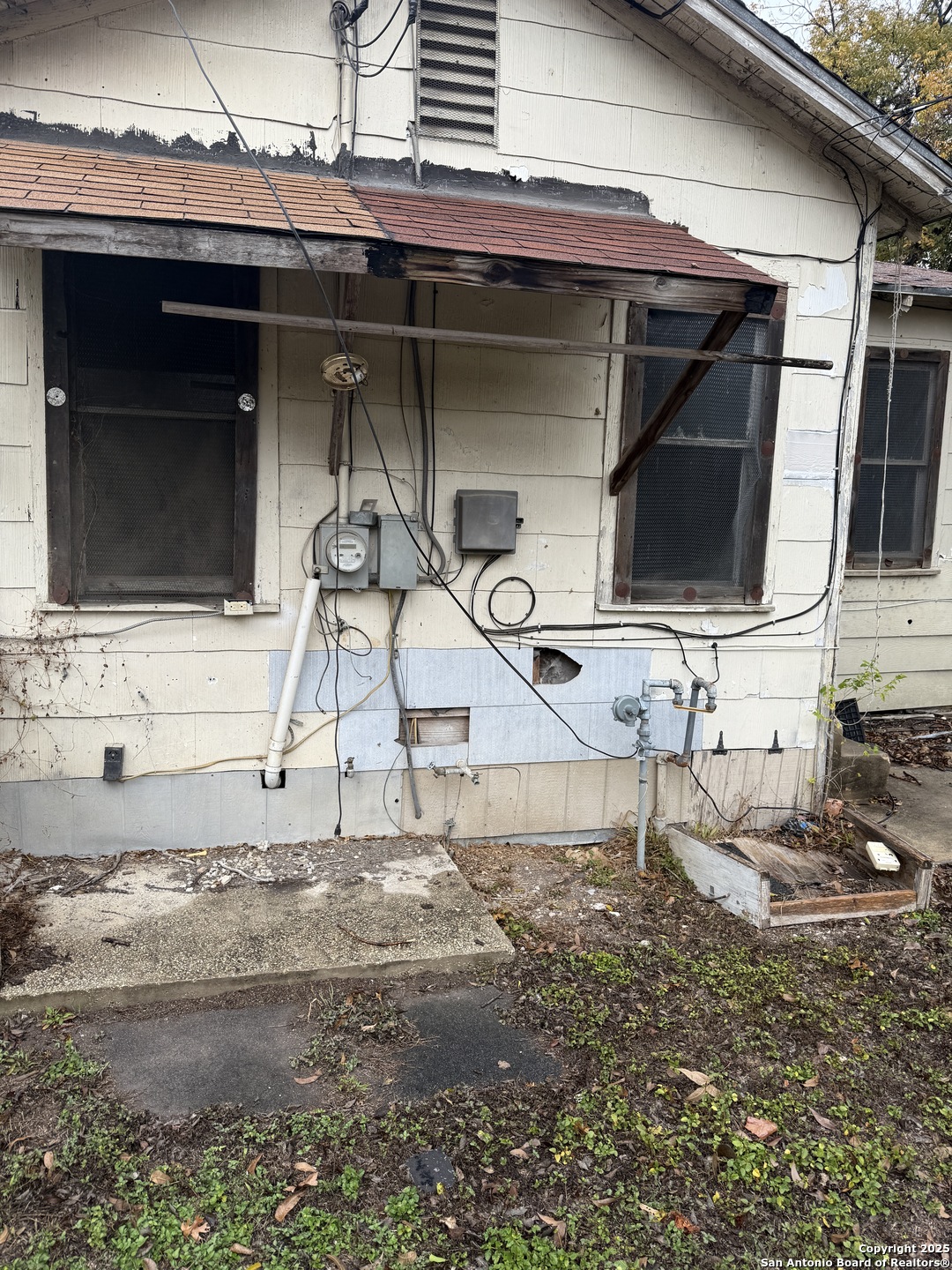 property viewer photo 2