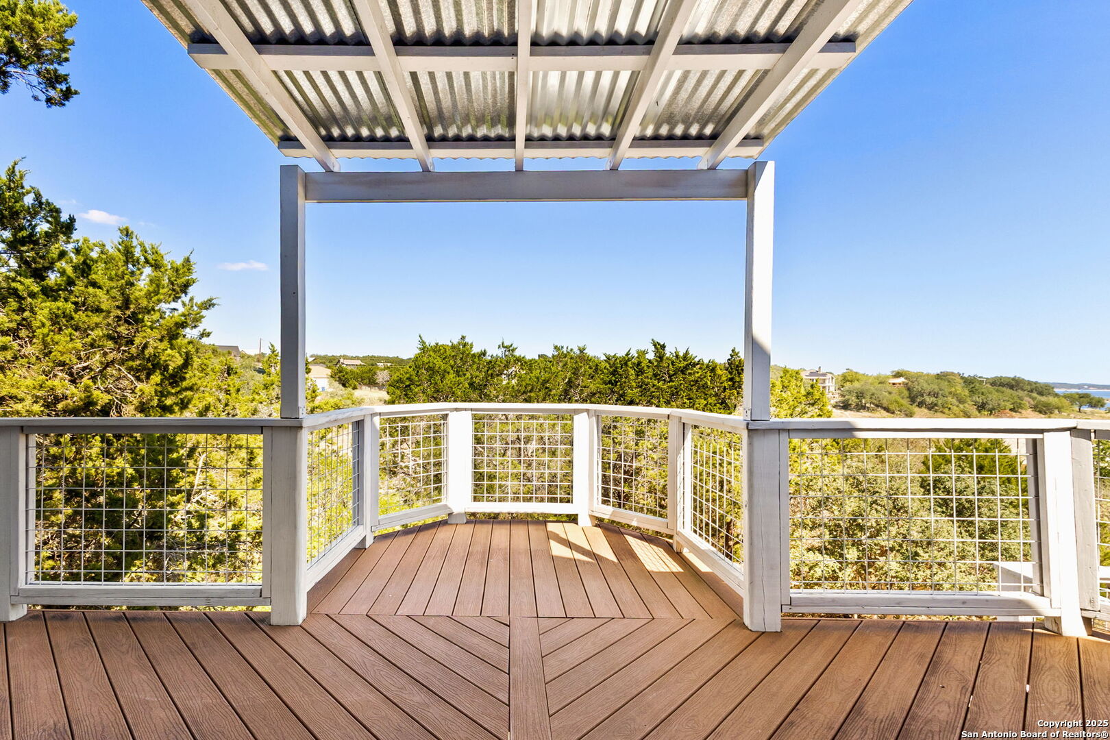 property viewer photo 21