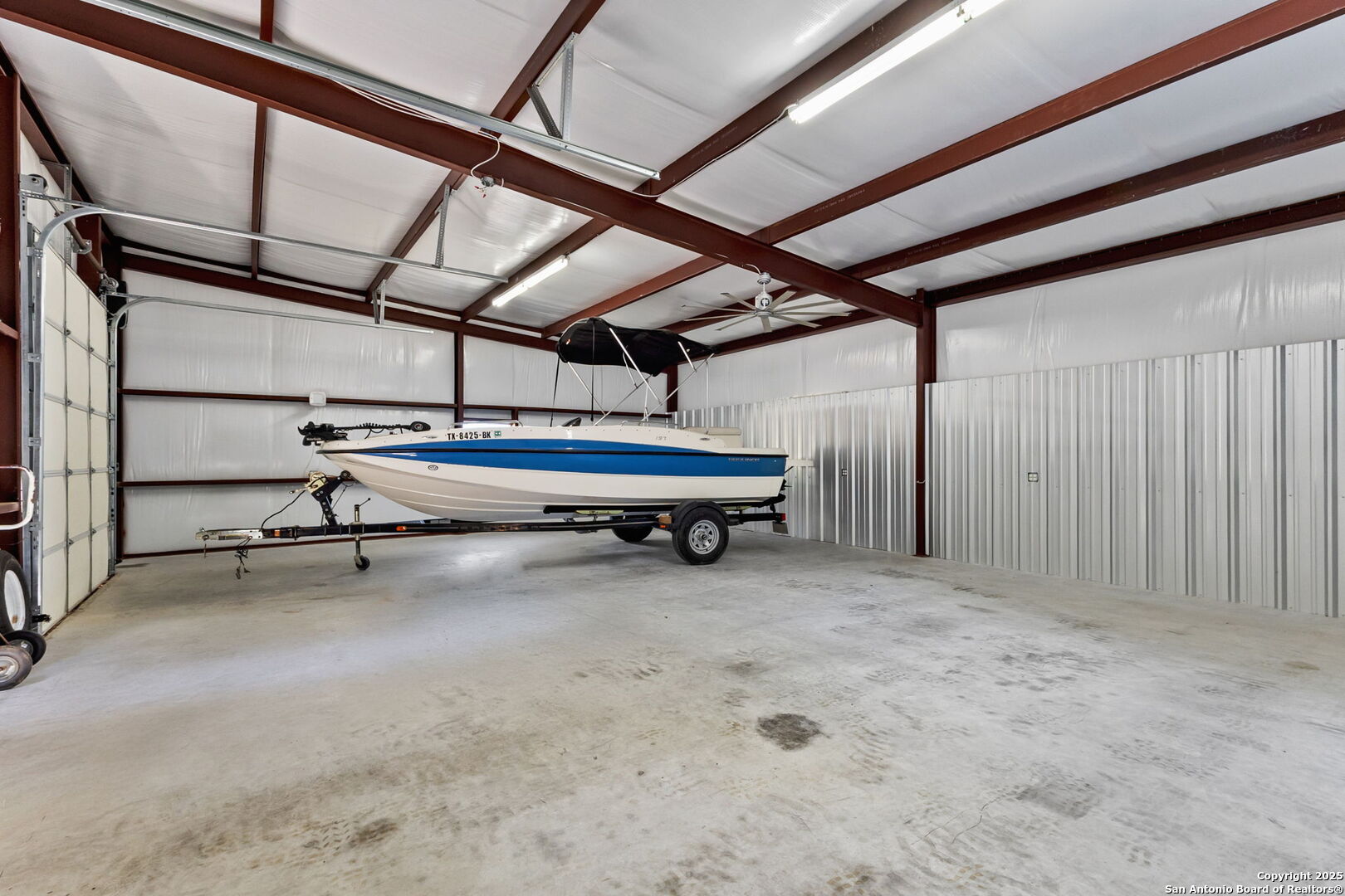 property viewer photo 27