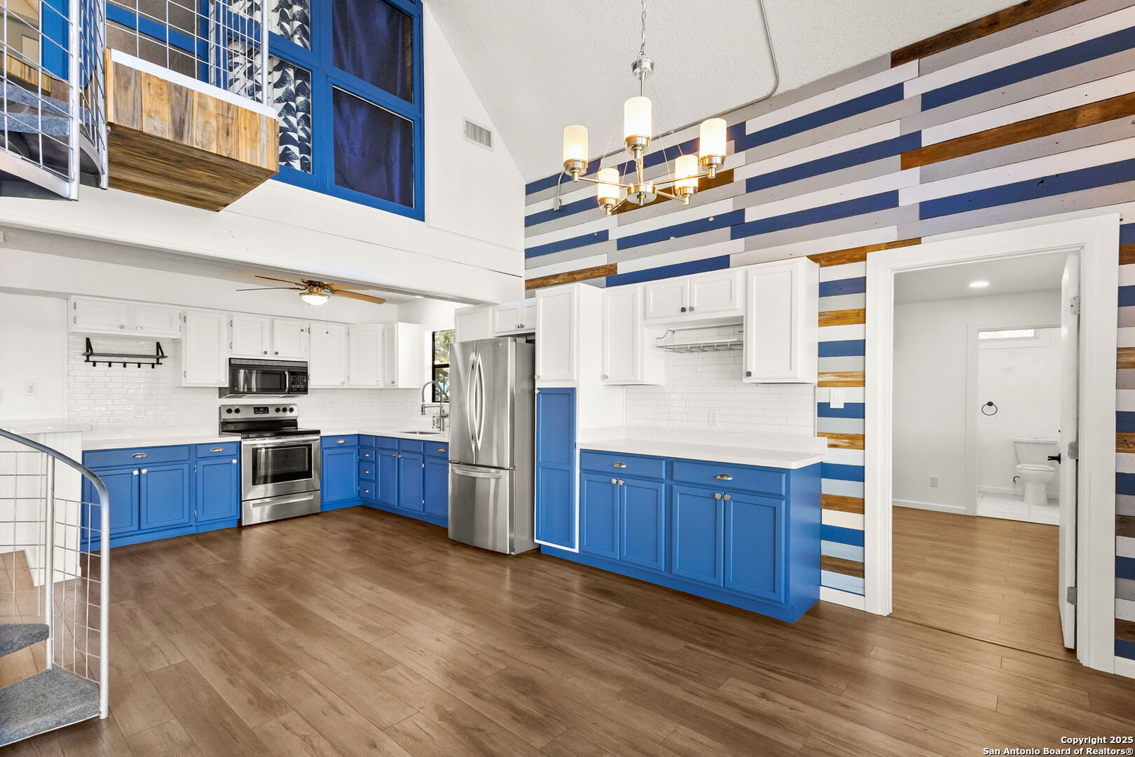 property viewer photo 5