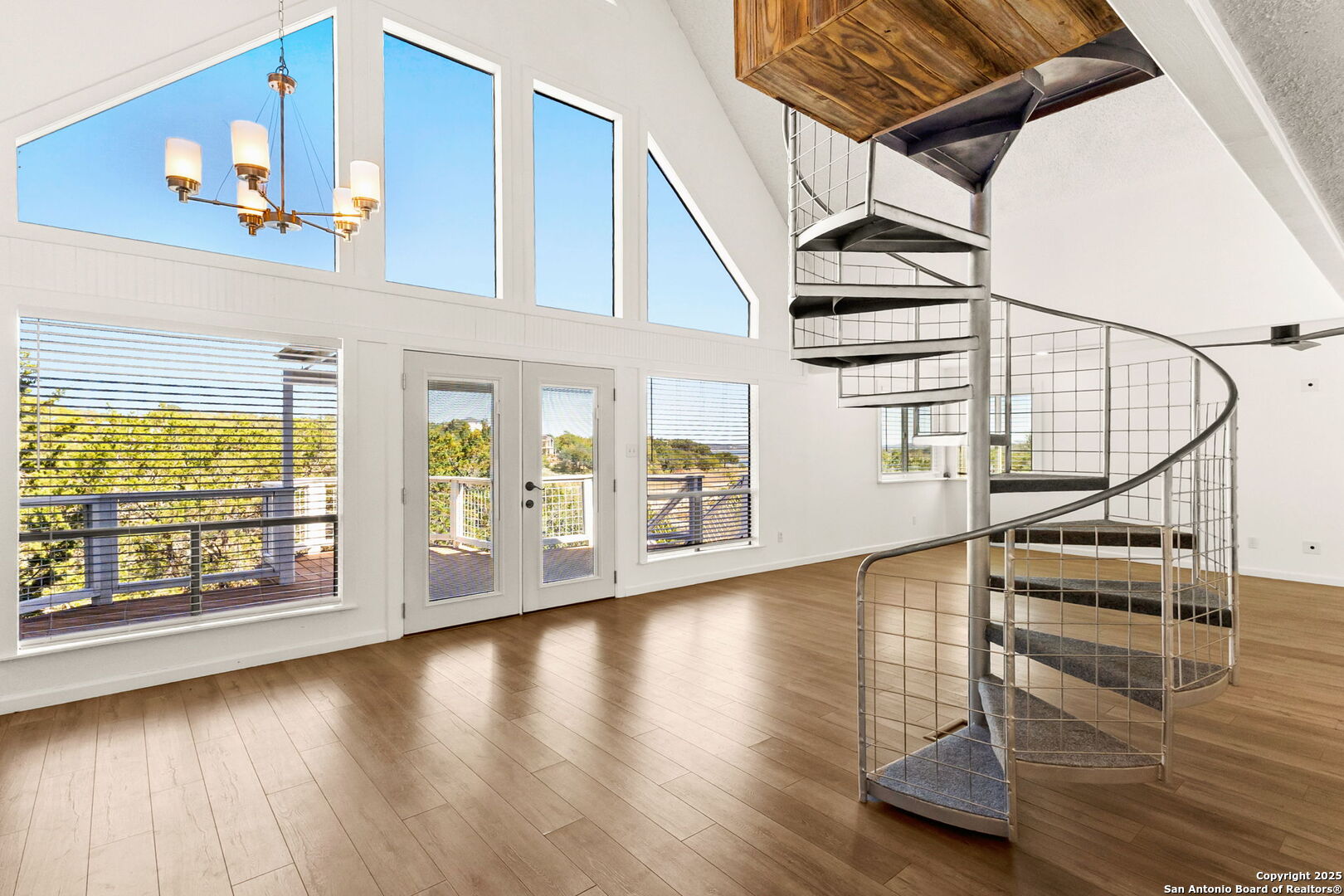 property viewer photo 8