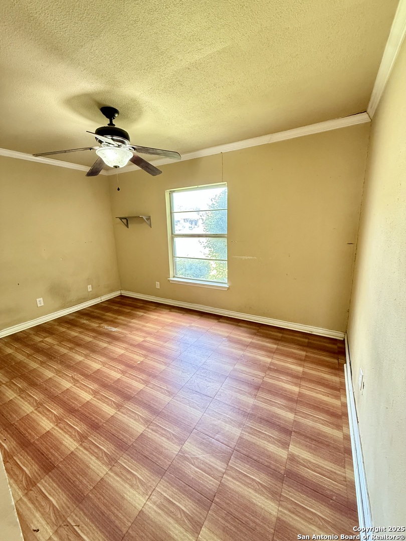 property viewer photo 17