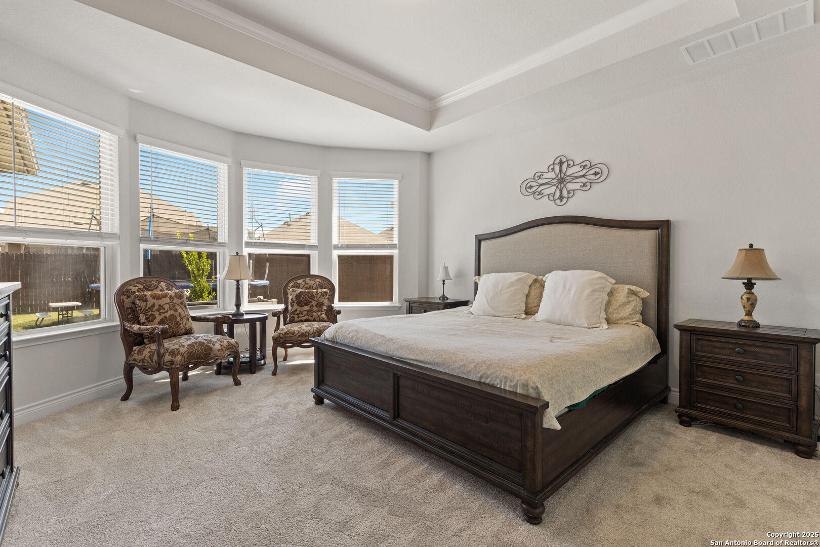 property viewer photo 16