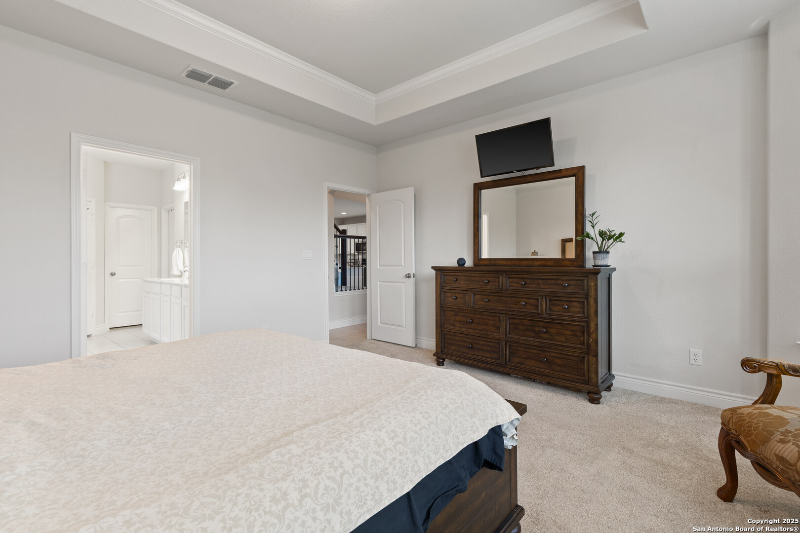 property viewer photo 18