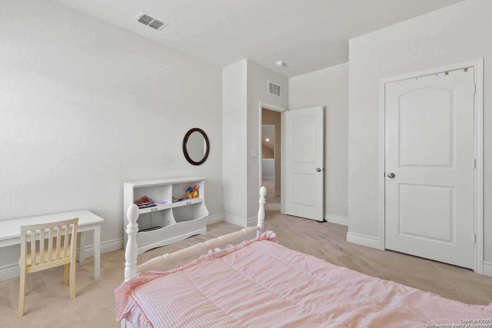 property viewer photo 39