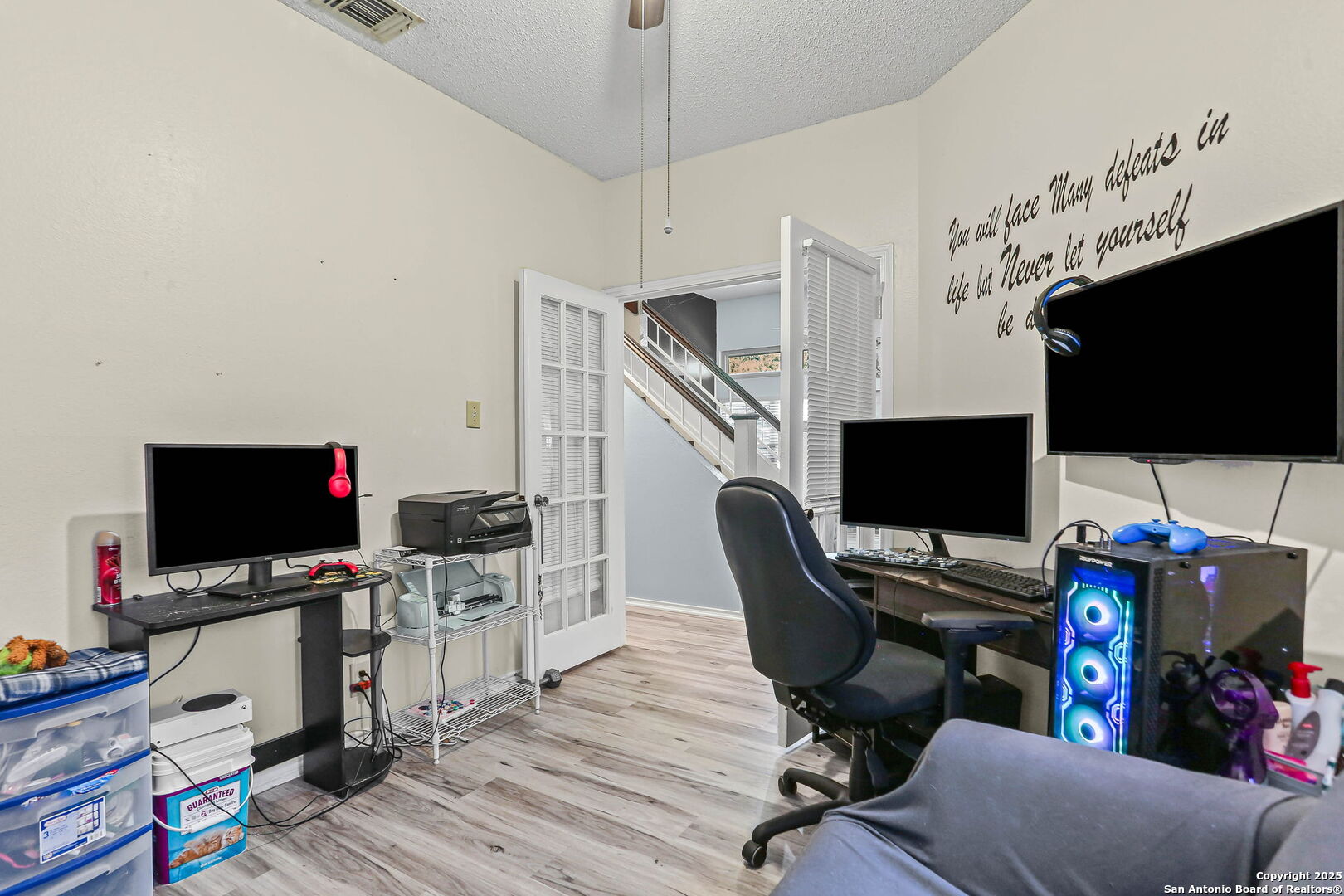 property viewer photo 9