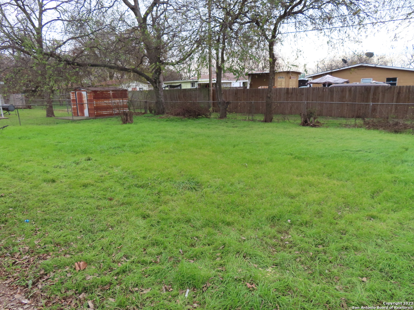 main property photo 14