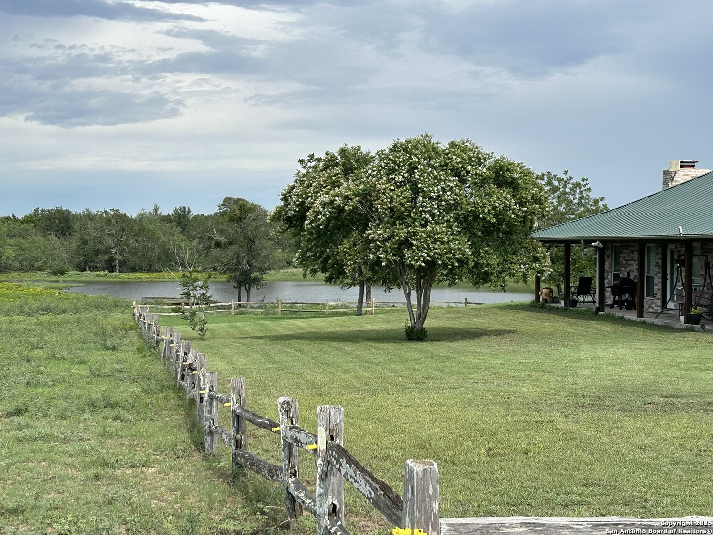 main property photo 29