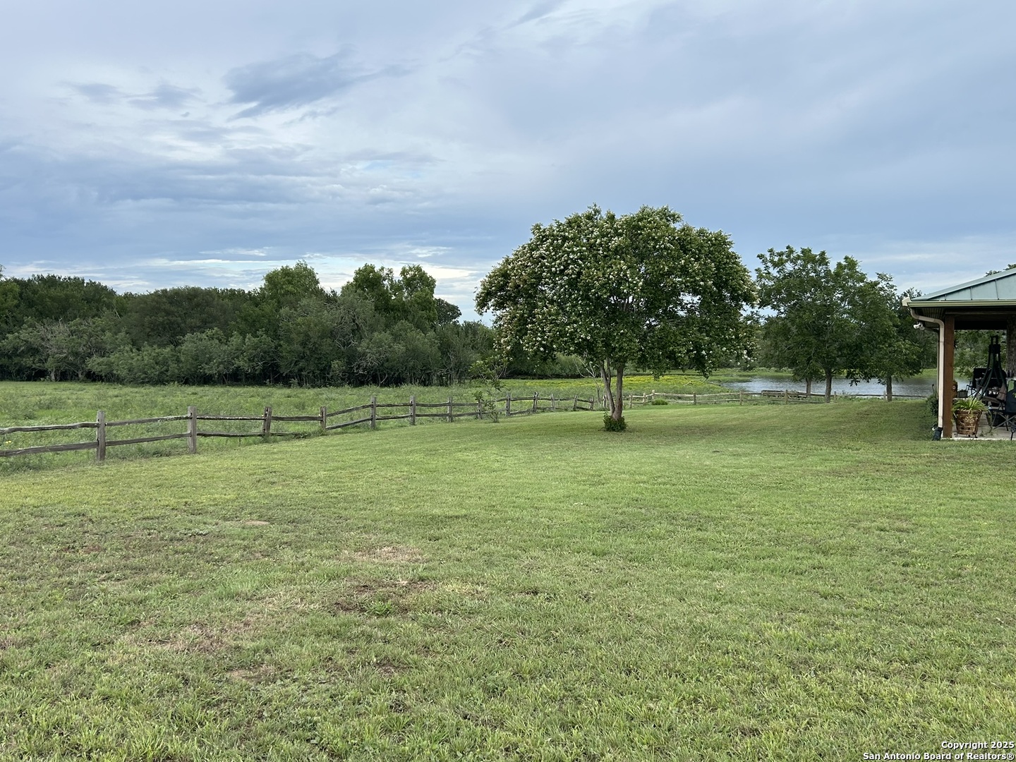 main property photo 41