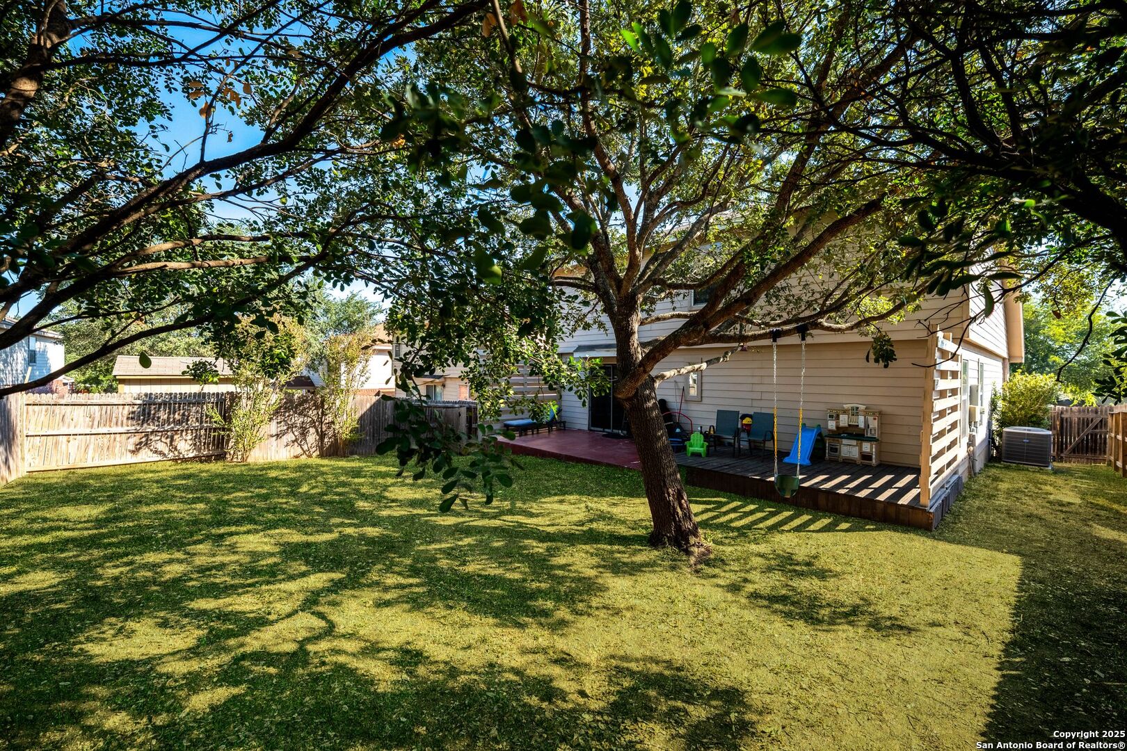 main property photo 27