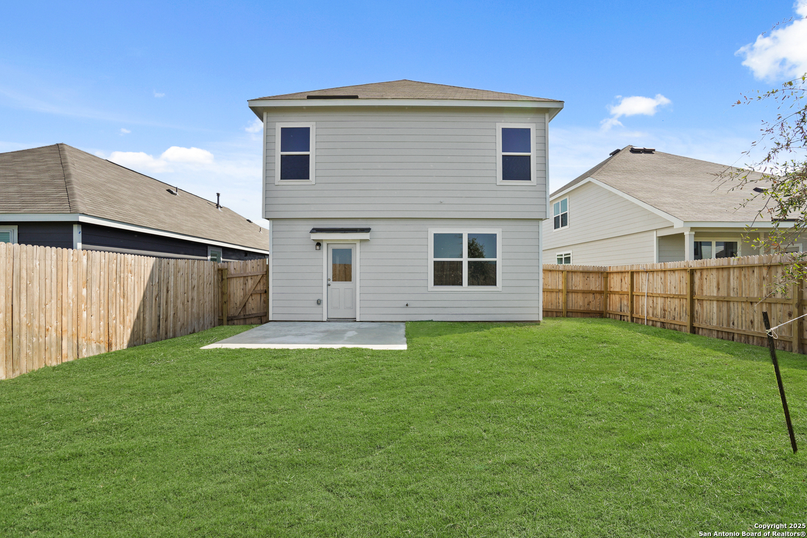 main property photo 25
