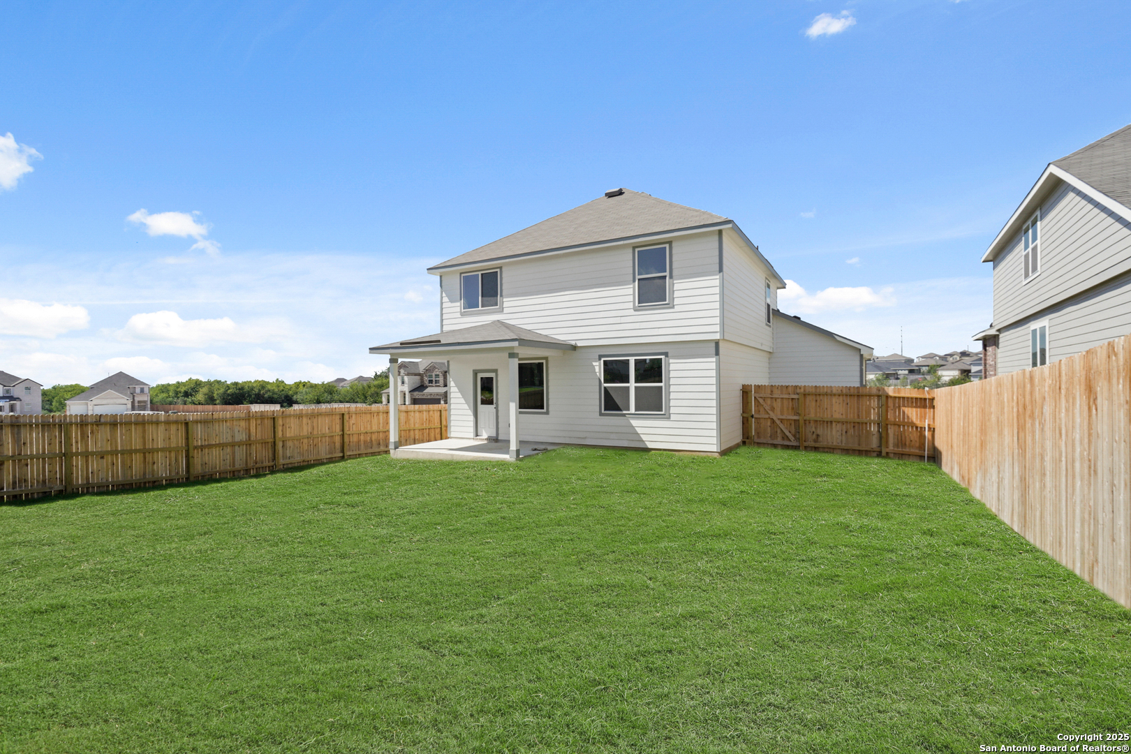 main property photo 25