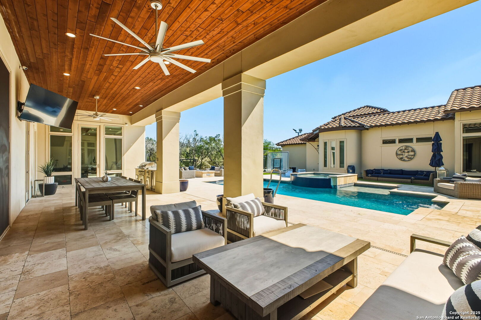 main property photo 43