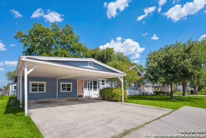 main property photo 2