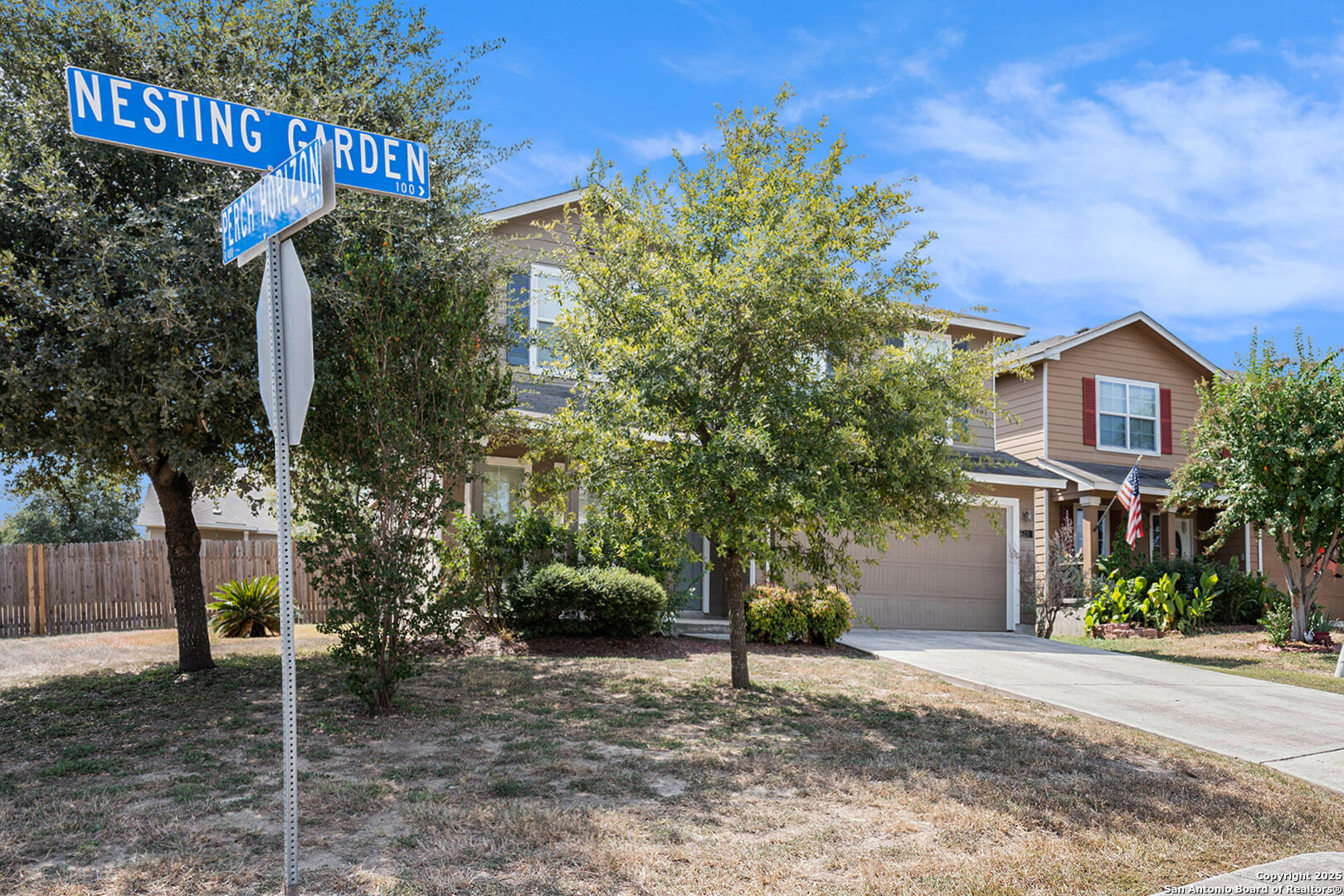 property viewer photo 1