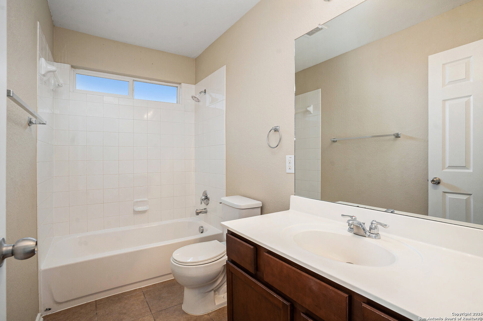 property viewer photo 21