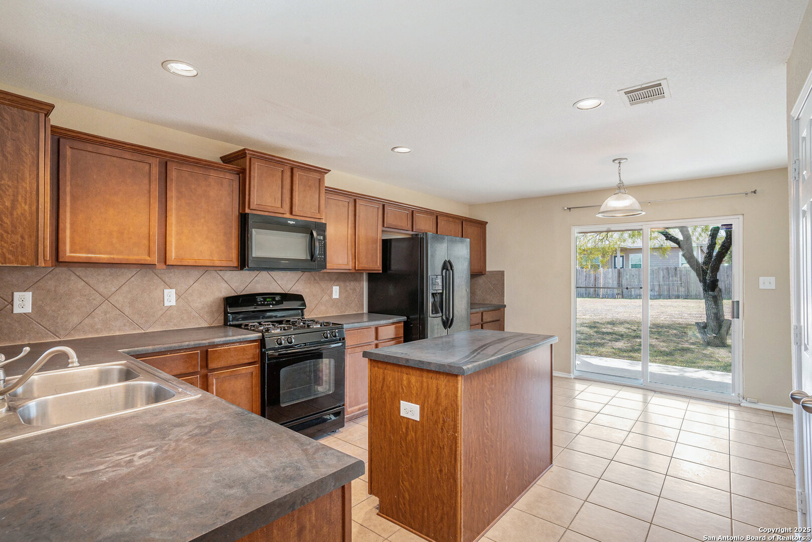 property viewer photo 7