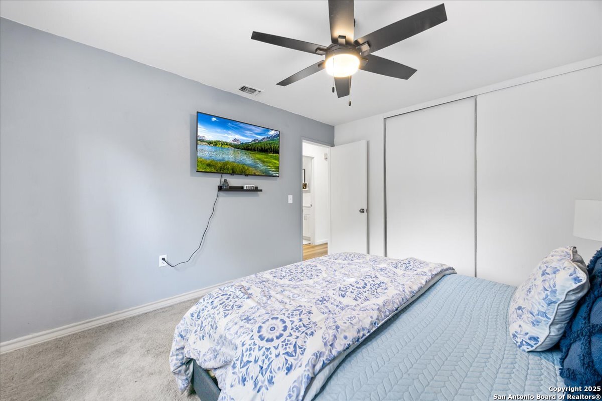 property viewer photo 17