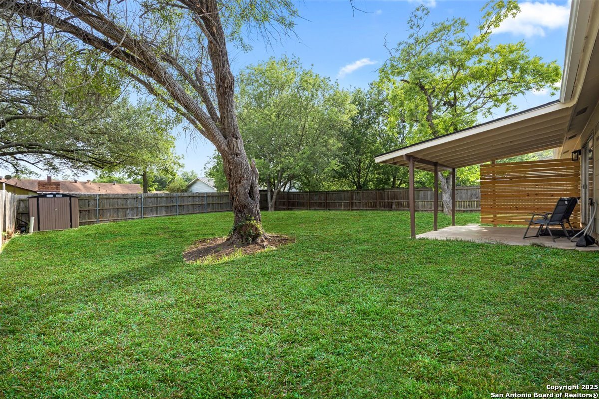 property viewer photo 23
