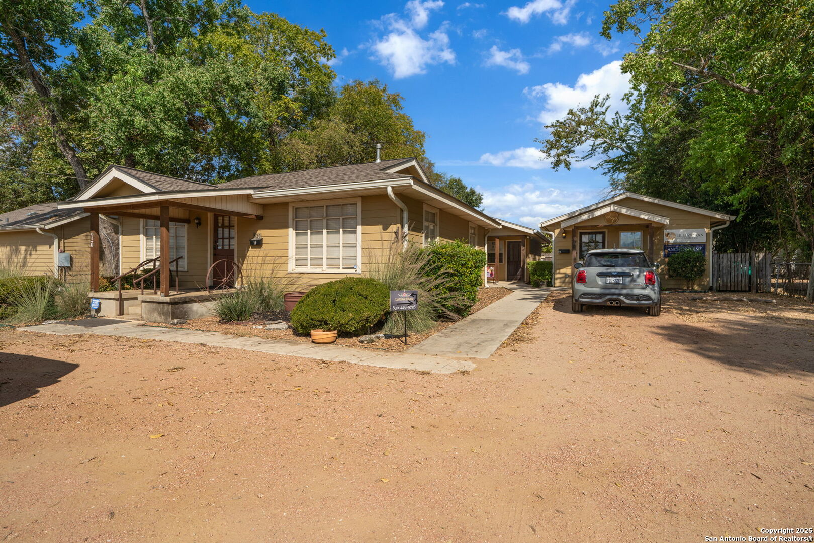 main property photo 4