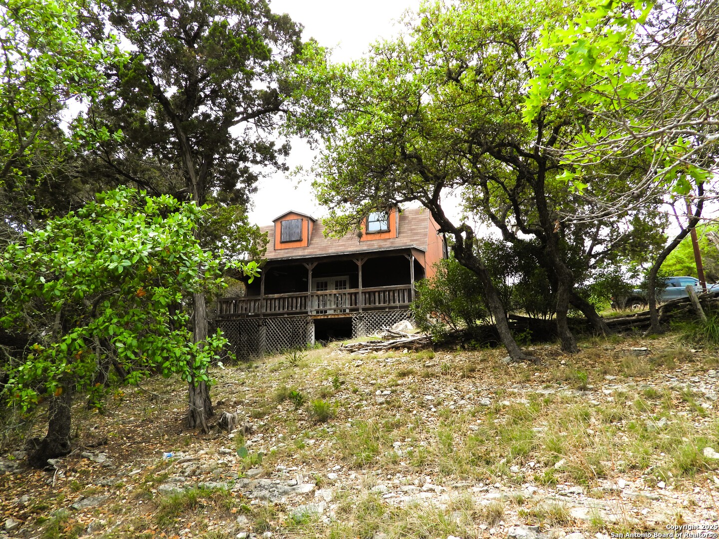 main property photo 35