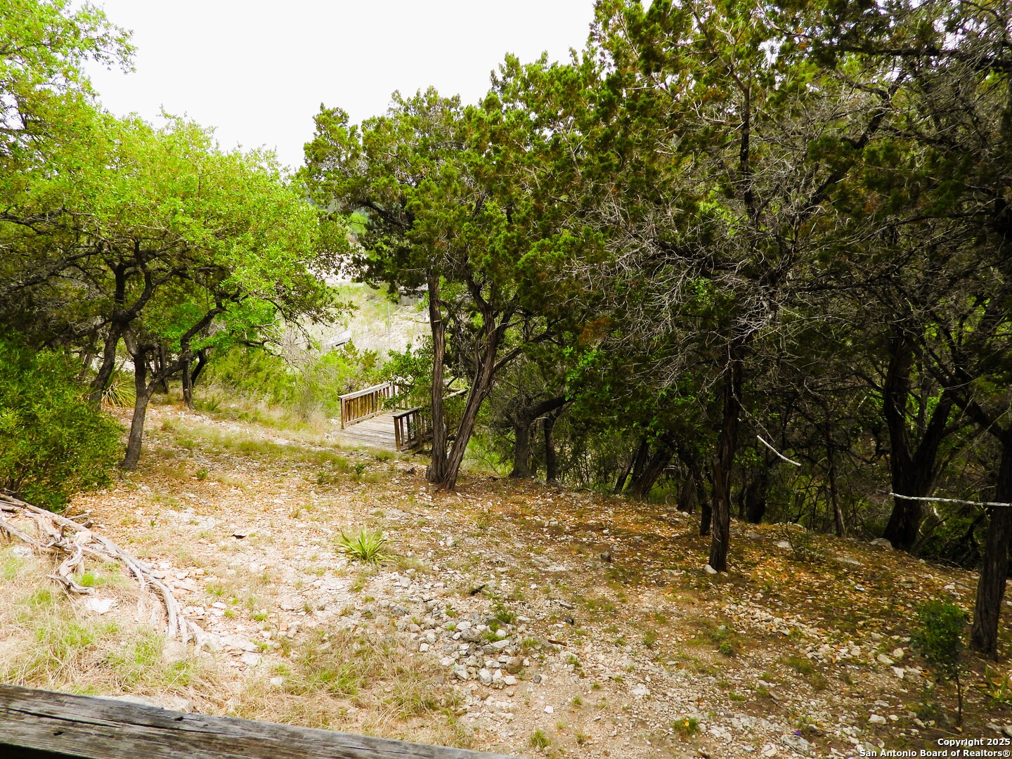main property photo 40