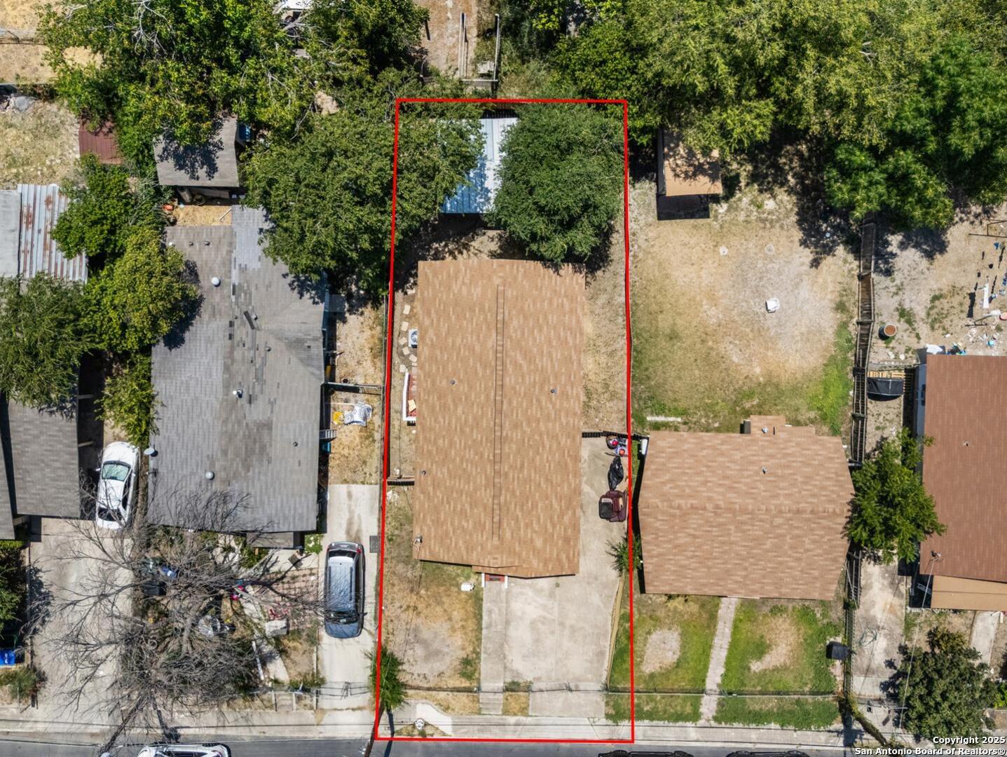 main property photo 27