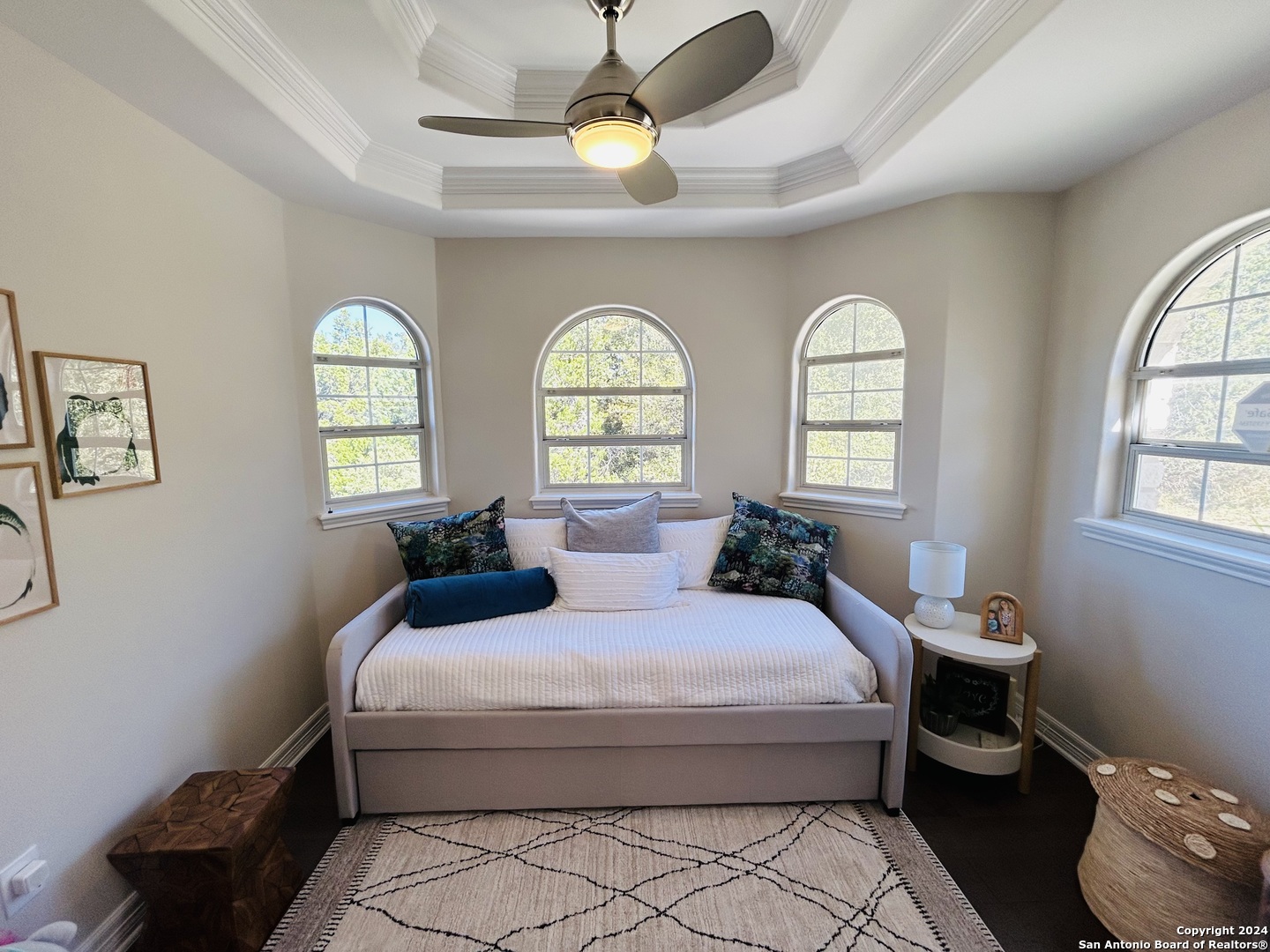 property viewer photo 14