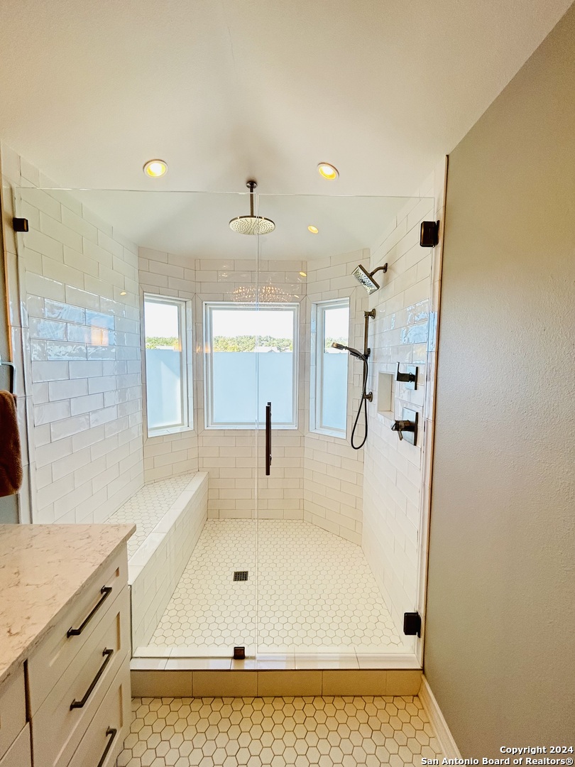 property viewer photo 15