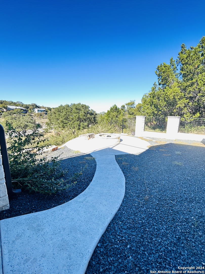 property viewer photo 39