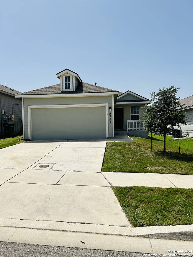 main property photo 0