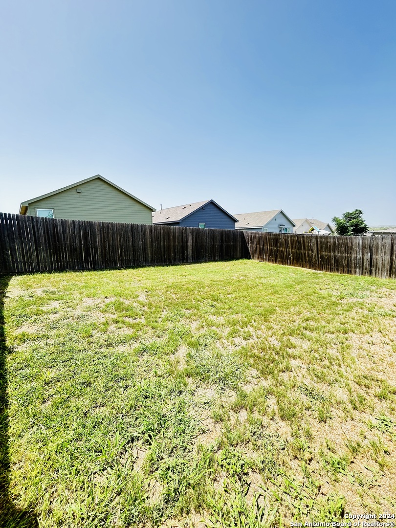 property viewer photo 16