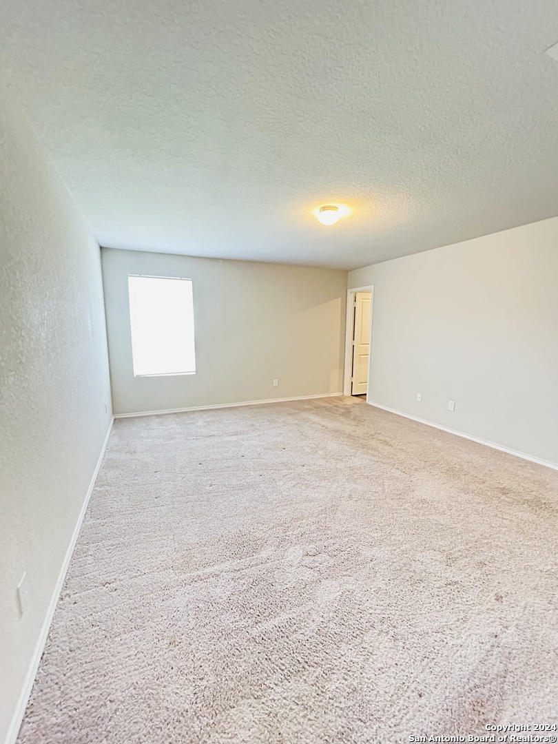 property viewer photo 8