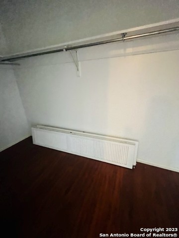 property viewer photo 12