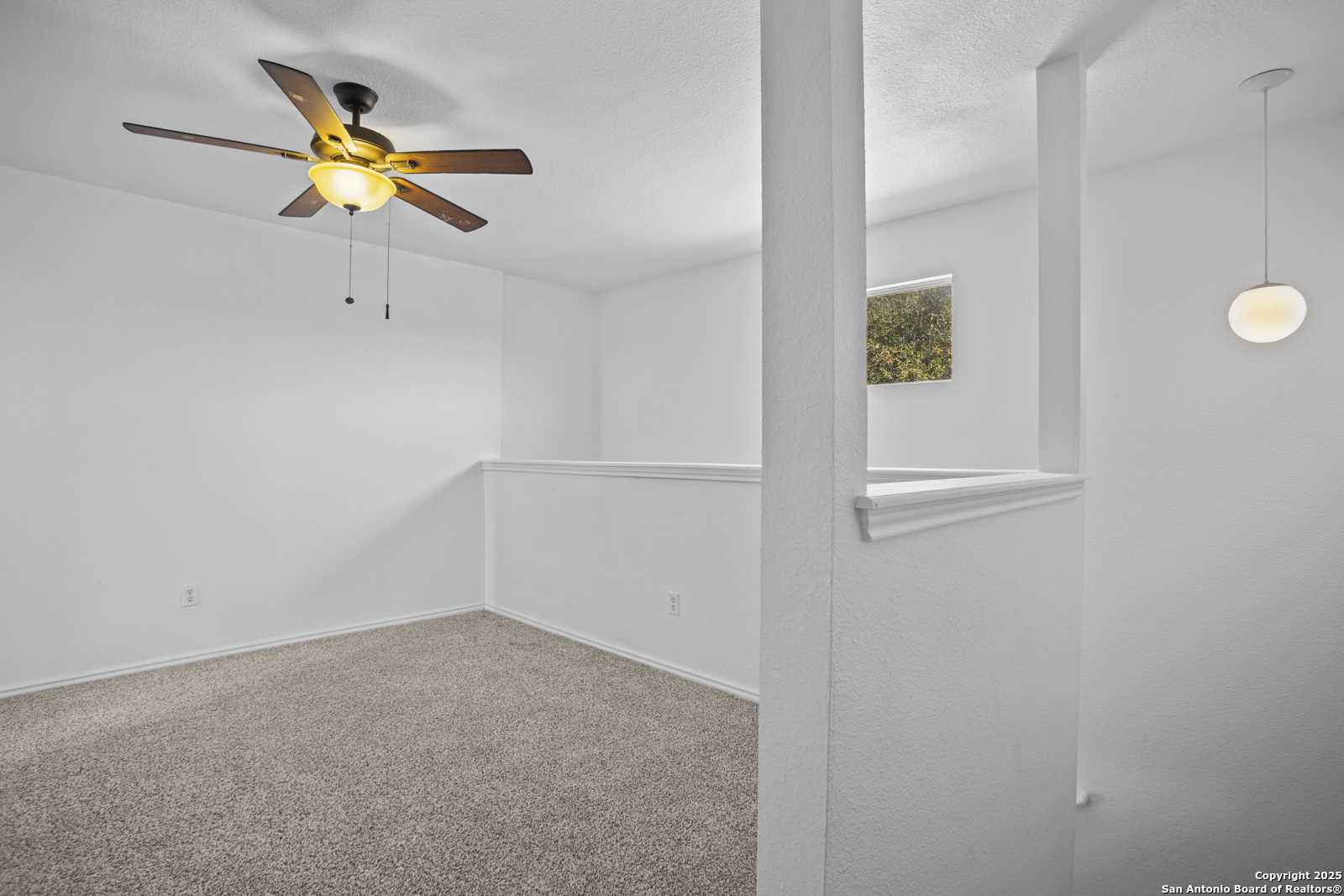 property viewer photo 22
