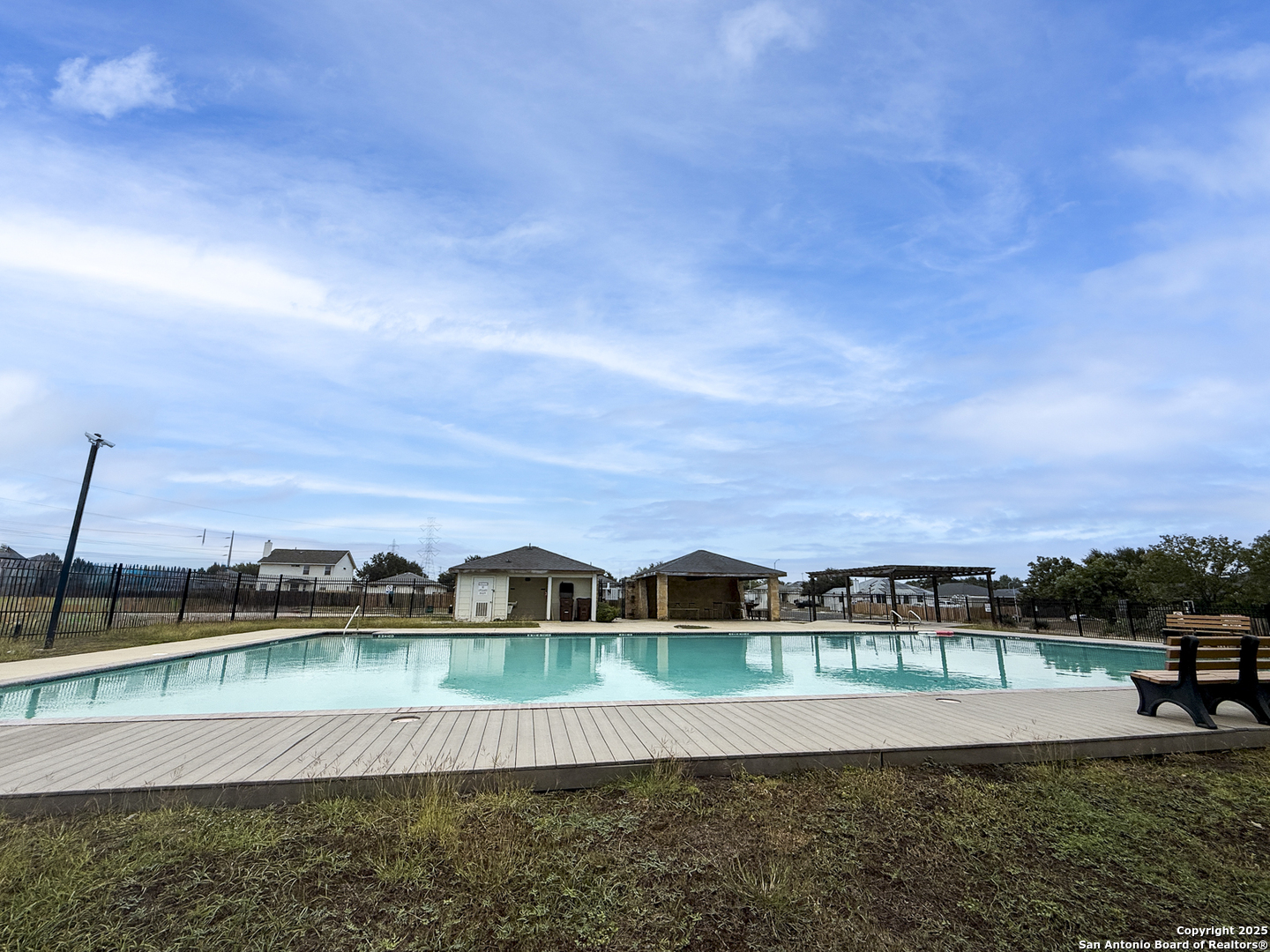 property viewer photo 32