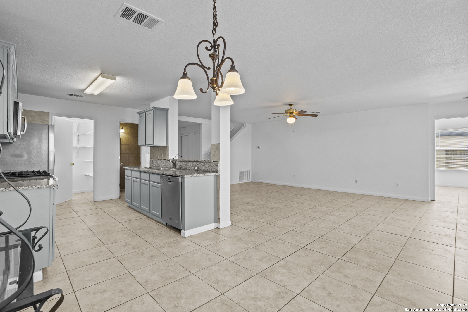 property viewer photo 9