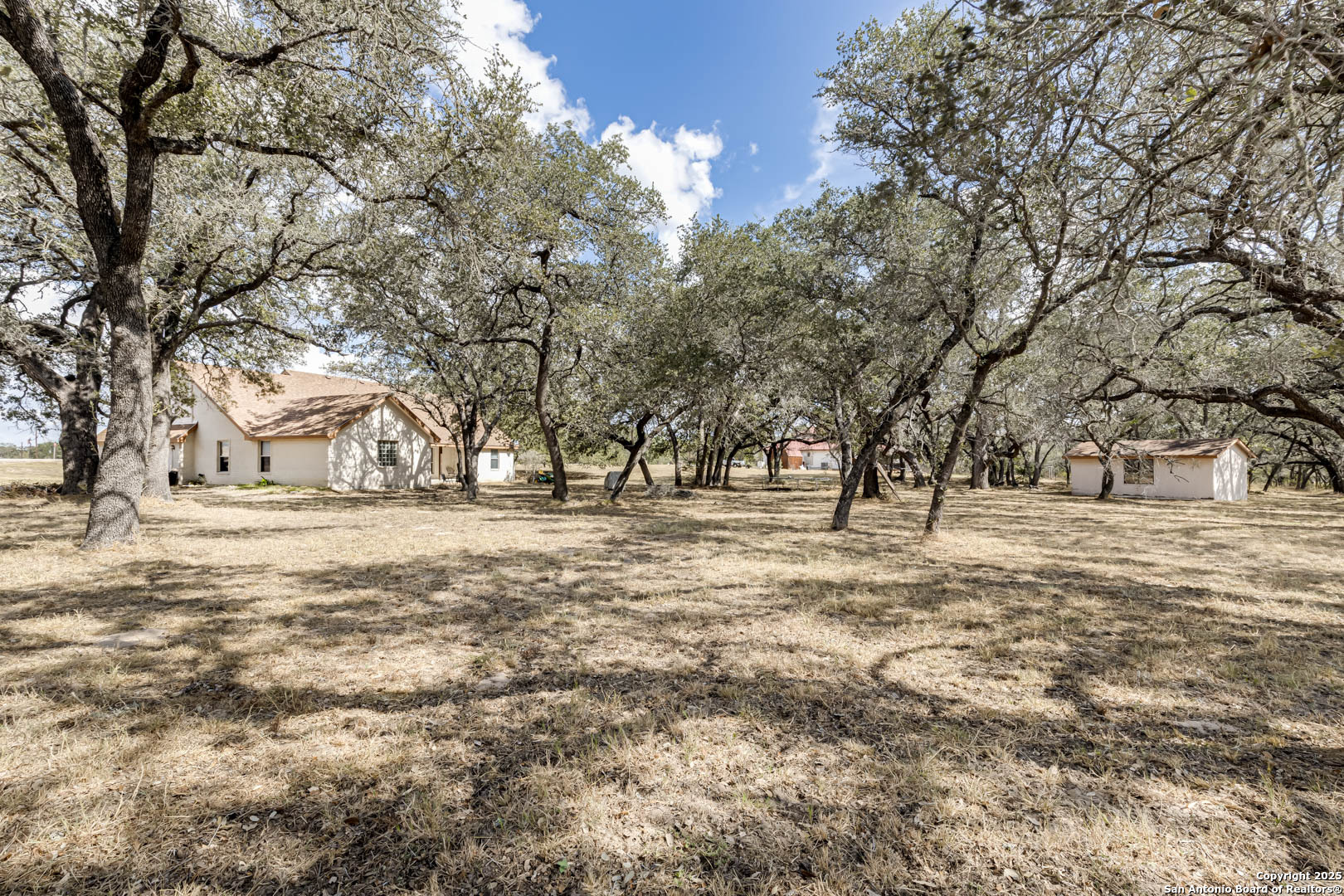 main property photo 27