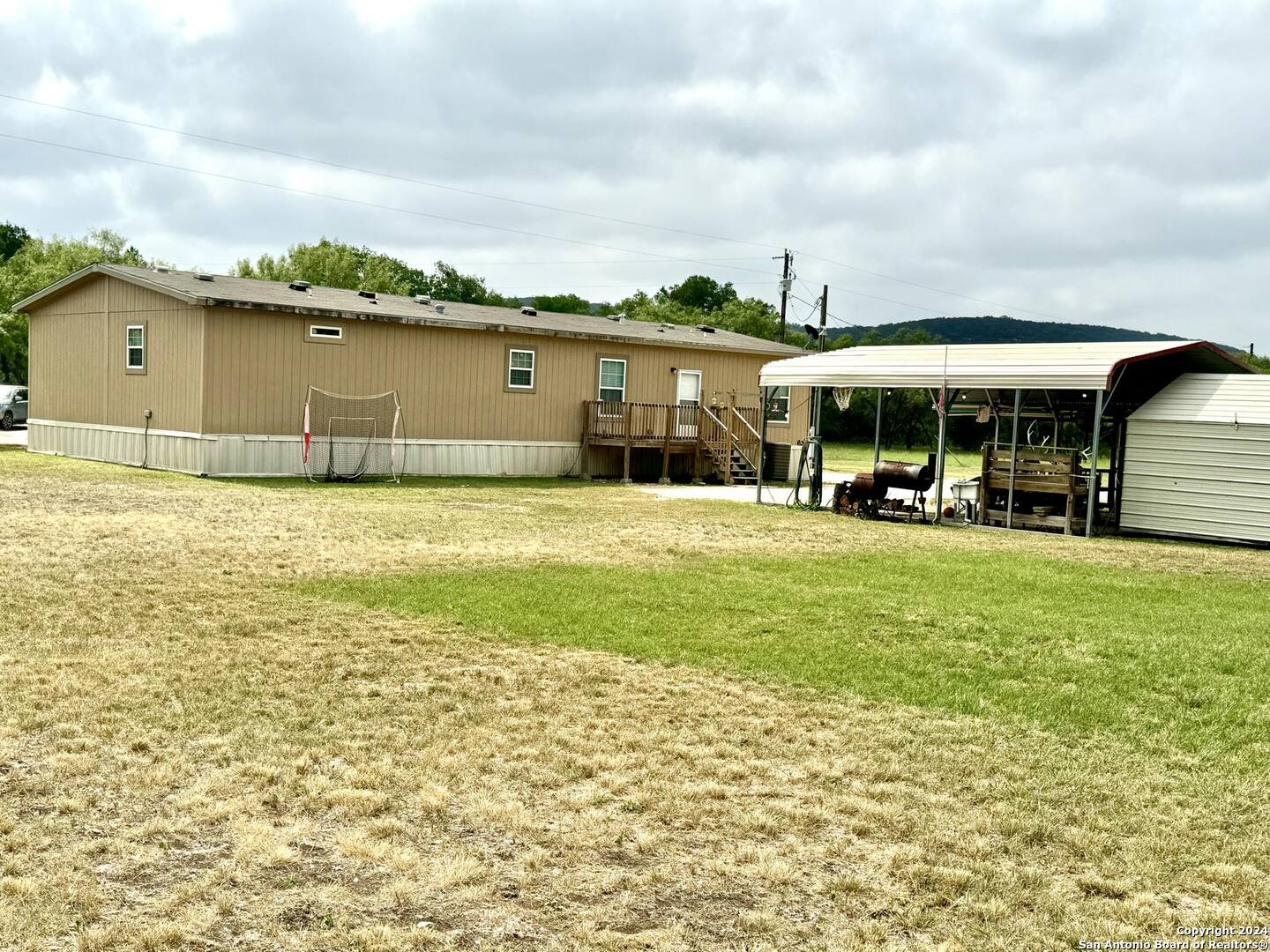 main property photo 13