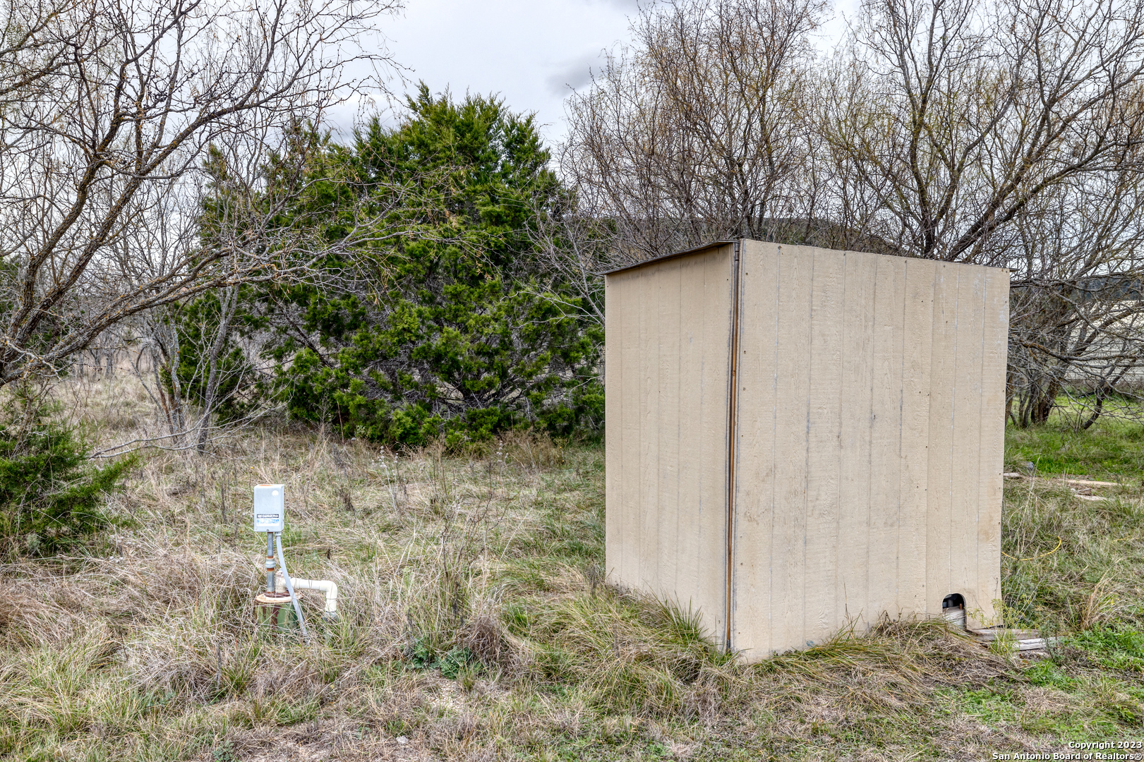 main property photo 39
