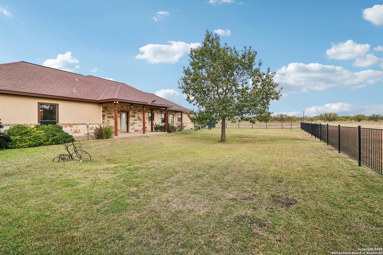 main property photo 42