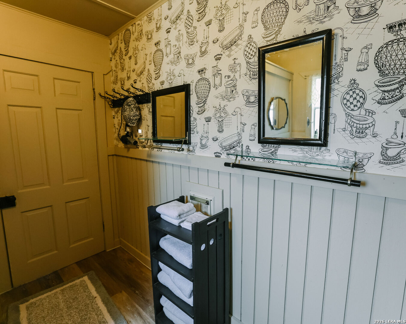 main property photo 36