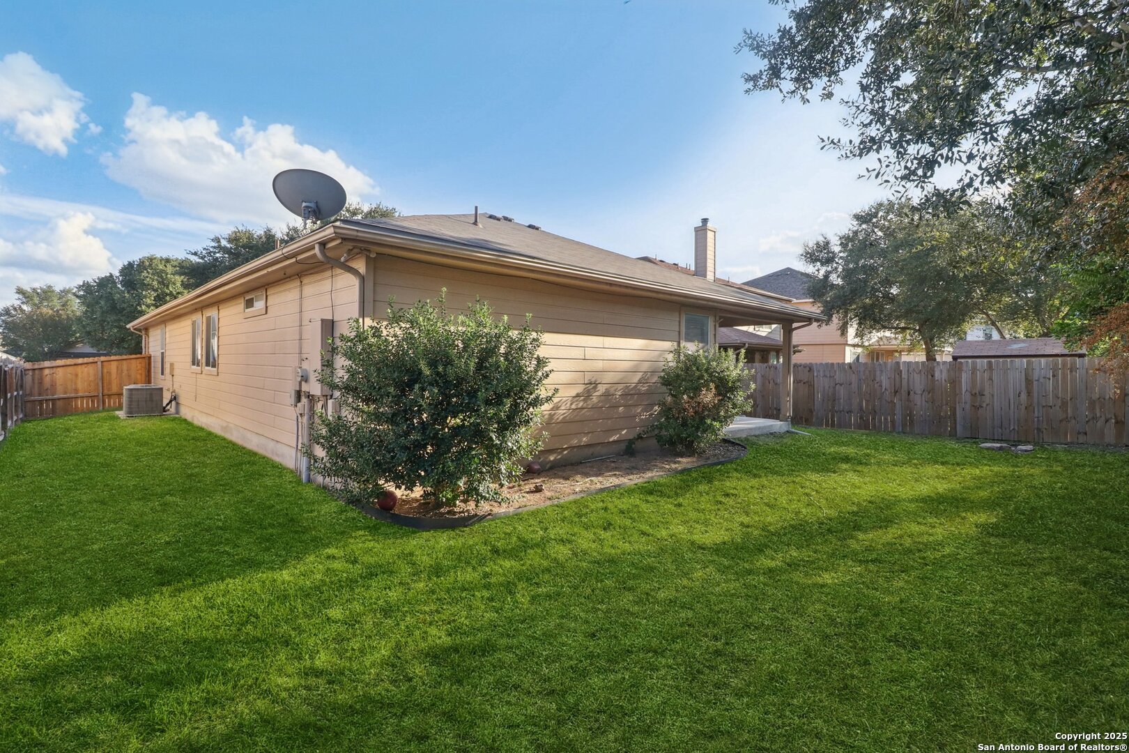 property viewer photo 24