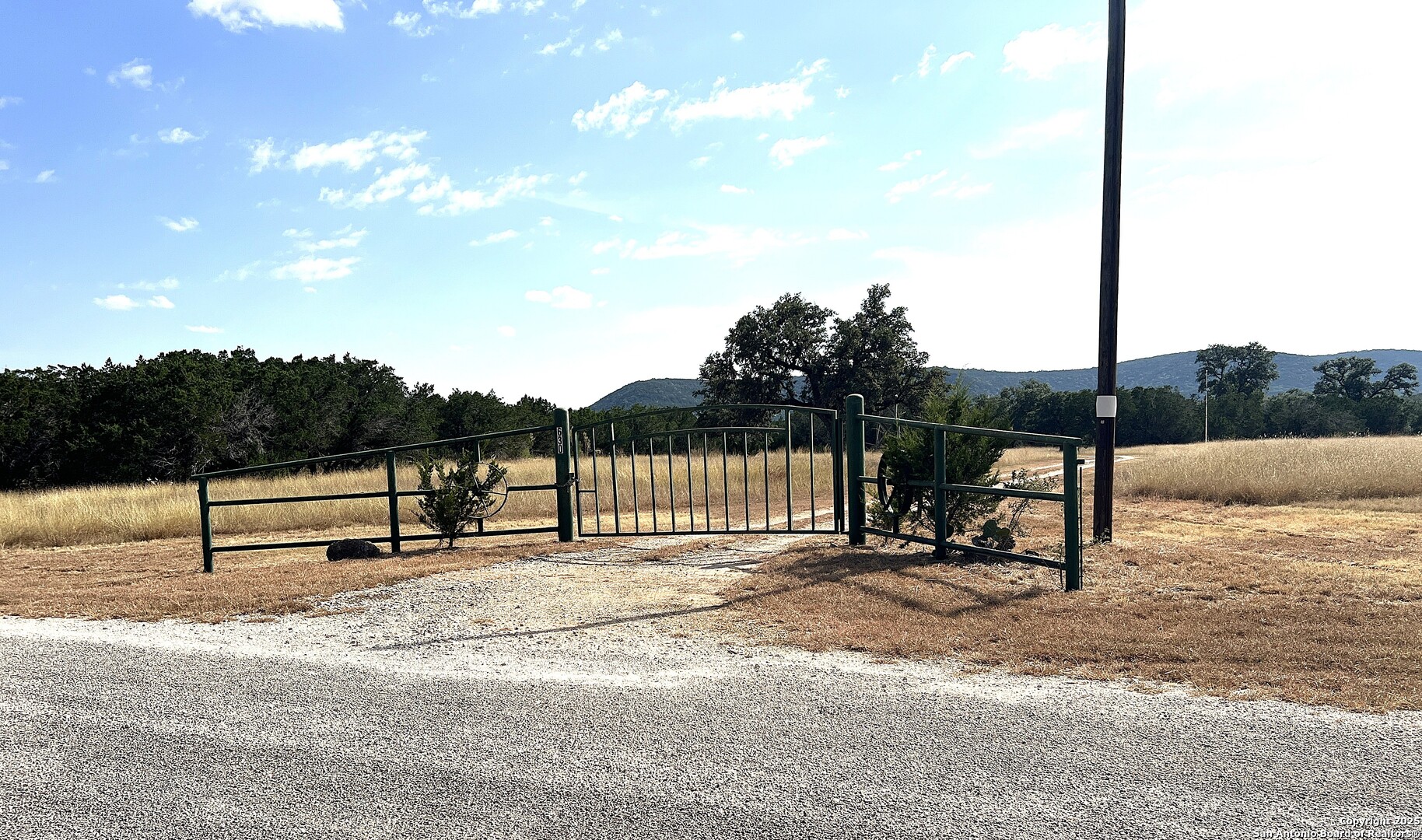 main property photo 90